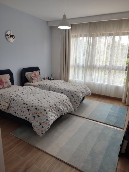 Three bedroom all ensuite apartment 