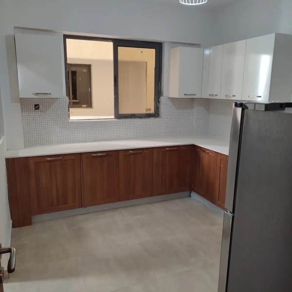 Three bedroom all ensuite apartment 